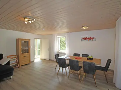 Ein Sitzbereich in der Unterkunft Apartment Eifelnatur - Haus 3-2 by Interhome