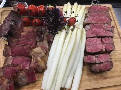 Essen im Hotel oder in der Nähe