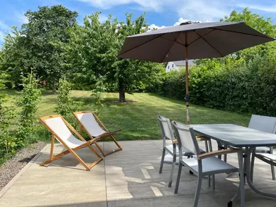 Ein Garten an der Unterkunft Ferienbungalow Kampenheissji