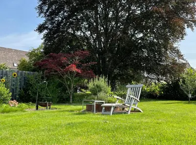Ein Garten an der Unterkunft Ferienbungalow Kampenheissji