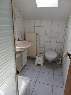 Ein Badezimmer in der Unterkunft Wein-und Gästehaus Alfons Bollig