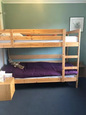 Ein Etagenbett oder Etagenbetten in einem Zimmer der Unterkunft Haus Schneider Kätchen