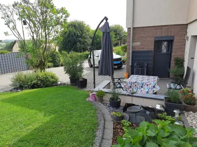 Ein Garten an der Unterkunft Ferienwohnung Pint