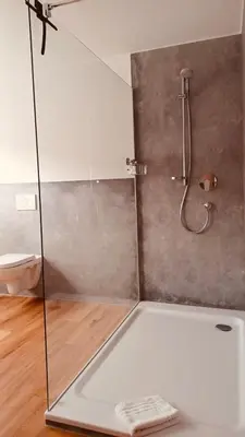 Ein Badezimmer in der Unterkunft Ferienweingut SerwaziWein