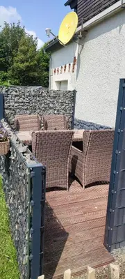 Ein Sitzbereich in der Unterkunft Ferienwohnung Fred