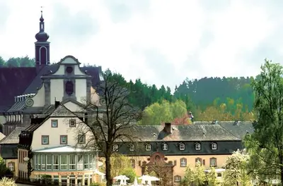 Ein allgemeiner Bergblick oder ein Berglick von des Hotels aus