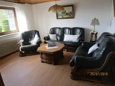 Ein Sitzbereich in der Unterkunft Ferienhaus Schöne Aussicht