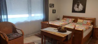 Ein Bett oder Betten in einem Zimmer der Unterkunft Trixi