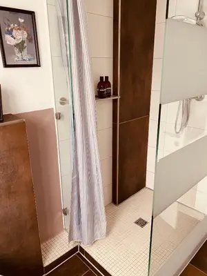Ein Badezimmer in der Unterkunft [E] ifeel home_ Adenau