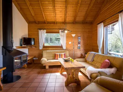 Ein Sitzbereich in der Unterkunft Apartment Reinskopf-2 by Interhome