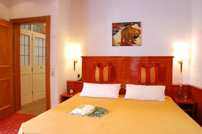Ein Bett oder Betten in einem Zimmer der Unterkunft Hotel ZUM TURM