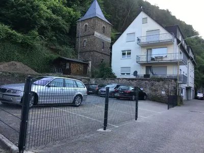Das Gebäude in dem sich die Ferienwohnung befindet
