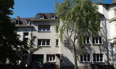 Das Gebäude in dem sich die Ferienwohnung befindet