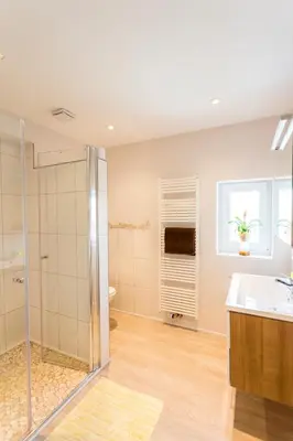 Ein Badezimmer in der Unterkunft Gasthaus zum Holzwurm