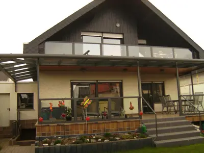 Das Gebäude in dem sich die Ferienwohnung befindet