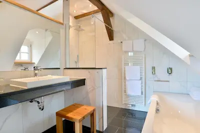 Ein Badezimmer in der Unterkunft Hotel Haus Lipmann