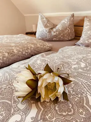 Ein Bett oder Betten in einem Zimmer der Unterkunft Ferienhaus Götten