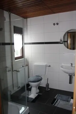 Ein Badezimmer in der Unterkunft Feriendomizil Willi & Renate