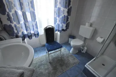 Ein Badezimmer in der Unterkunft Hotel Restaurant 