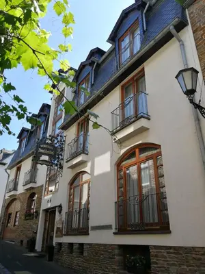 Das Gebäude in dem sich das Hotel befindet