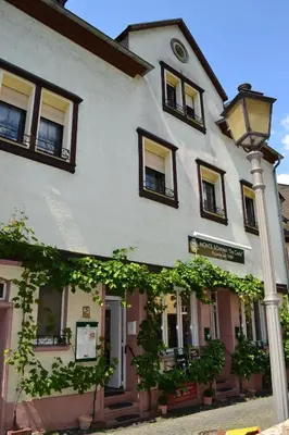 Das Gebäude in dem sich das Hotel befindet