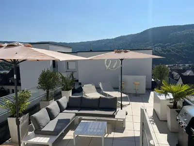 Ein allgemeiner Bergblick oder ein Berglick von des Hotels aus