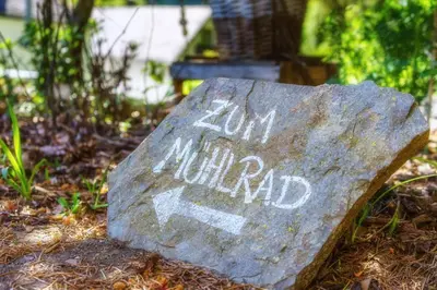 Ein Zertifikat, Auszeichnung, Logo oder anderes Dokument, das in der Unterkunft Historische Mühle Vogelsang ausgestellt ist