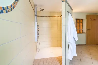 Ein Badezimmer in der Unterkunft Siebente - Gästezimmer Gans im Grünen
