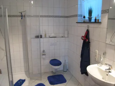 Ein Badezimmer in der Unterkunft Romantischer Aufenthalt mit Blick auf den Weinberg