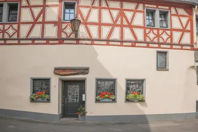 Das Gebäude in dem sich das Bed & Breakfast befindet