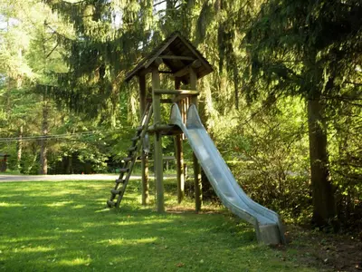 Ein Kinderspielbereich in der Unterkunft Chalet in Reinskopf with Fireplace & Balcony
