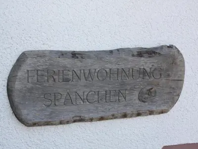 Ein Zertifikat, Auszeichnung, Logo oder anderes Dokument, das in der Unterkunft Rommersheim Forest Retreat ausgestellt ist