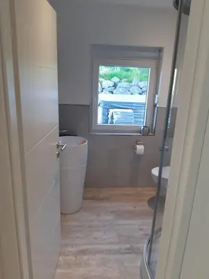 Ein Badezimmer in der Unterkunft Maifeld Cottage