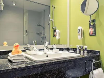 Ein Badezimmer in der Unterkunft Mercure Hotel Koblenz