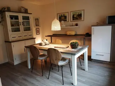 Küche/Küchenzeile in der Unterkunft Ferienwohnung Rheinzeit beim Toni