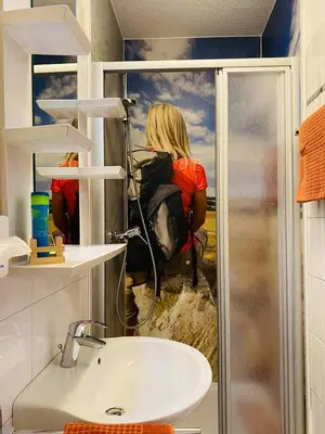 Ein Badezimmer in der Unterkunft Landgasthof Zur Post, Hochwälder Radstation