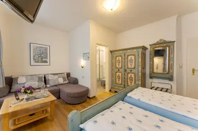 Ein Bett oder Betten in einem Zimmer der Unterkunft Hotel zur Post