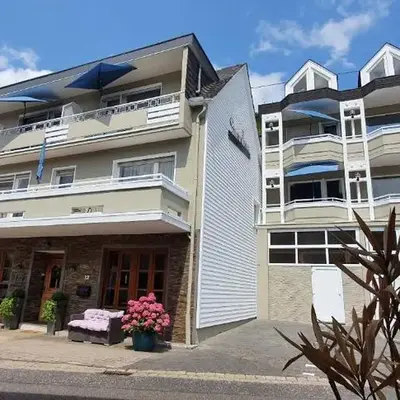 Strandhaus an der Mosel