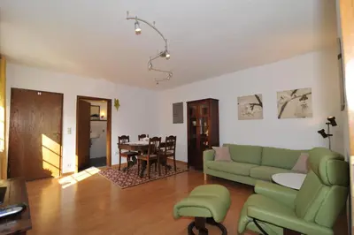 Ein Sitzbereich in der Unterkunft Weinhotel Lenz