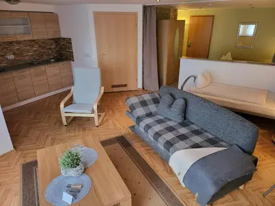 Ein Sitzbereich in der Unterkunft Hotel Seerose Garni