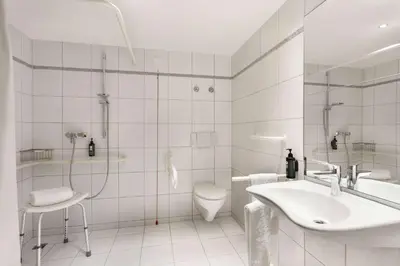 Ein Badezimmer in der Unterkunft Vienna House Easy by Wyndham Trier