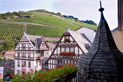 Ein allgemeiner Bergblick oder ein Berglick von des Hotels aus