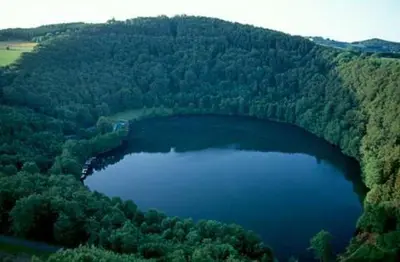 Naturlandschaft in der Nähe des Resorts