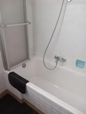 Ein Badezimmer in der Unterkunft Zimmervermietung Pargen