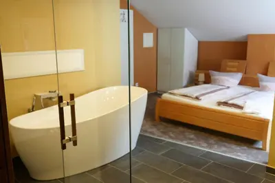 Ein Bett oder Betten in einem Zimmer der Unterkunft Anitas Ferienhaus
