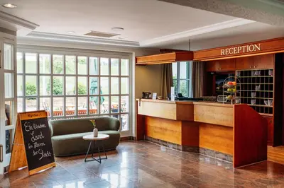 Lobby/Rezeption in der Unterkunft Landhotel Kauzenberg