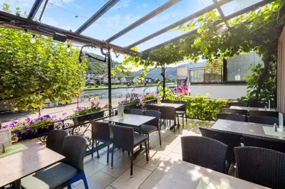 Ein Garten an der Unterkunft Beim Weinbauer