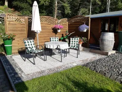 Ein Garten an der Unterkunft Ferienwohnung Sommer