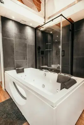 Ein Badezimmer in der Unterkunft Luxusloft Timeout with private Spa