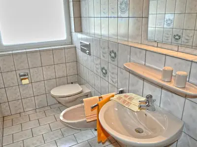 Ein Badezimmer in der Unterkunft Apartment Belvedere by Interhome